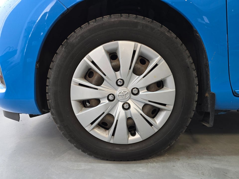 Toyota Yaris 1,5 Hybrid H3 Limited e-CVT 5d