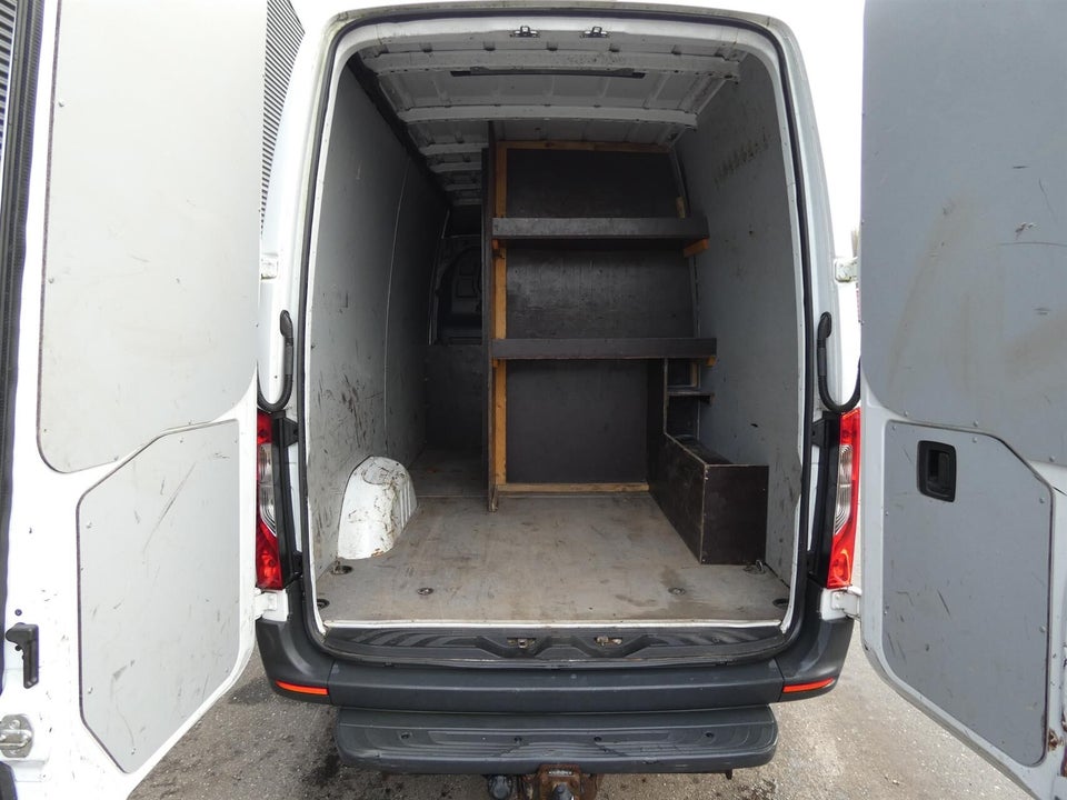 Mercedes Sprinter 319 3,0 CDi A2 Kassevogn aut. RWD