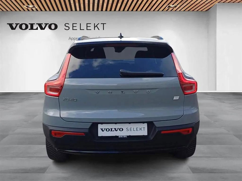 Volvo XC40 ReCharge Extended Range Plus 5d