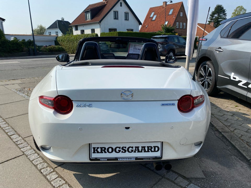 Mazda MX-5 2,0 SkyActiv-G 184 Roadster 2d