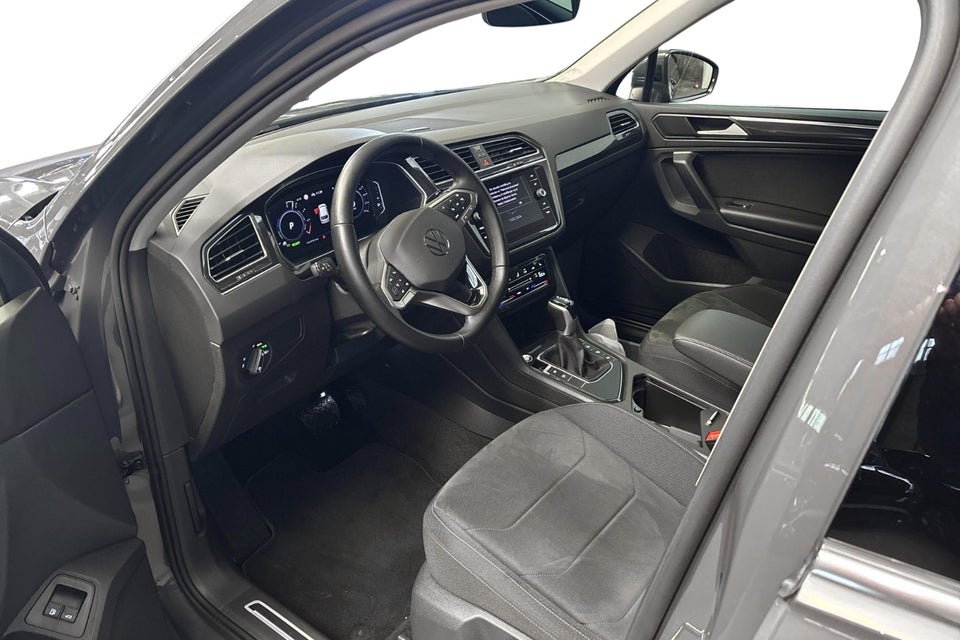 VW Tiguan 1,4 eHybrid Elegance DSG 5d
