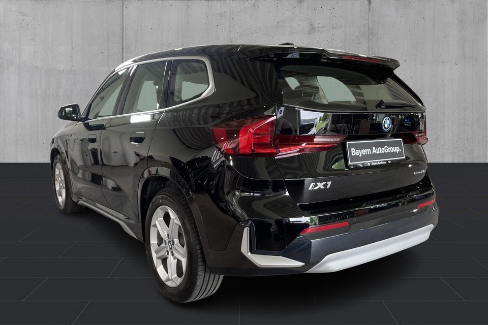 BMW iX1 eDrive20 X-Line 5d