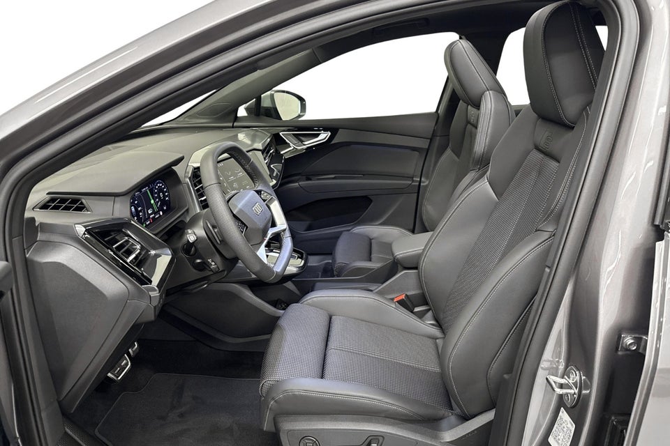 Audi Q4 e-tron 55 S-line Edition quattro 5d