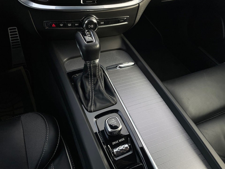 Volvo V60 2,0 D4 190 R-Design aut. 5d