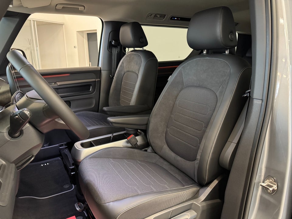 VW ID.Buzz 86 Life+ 7prs LWB 5d