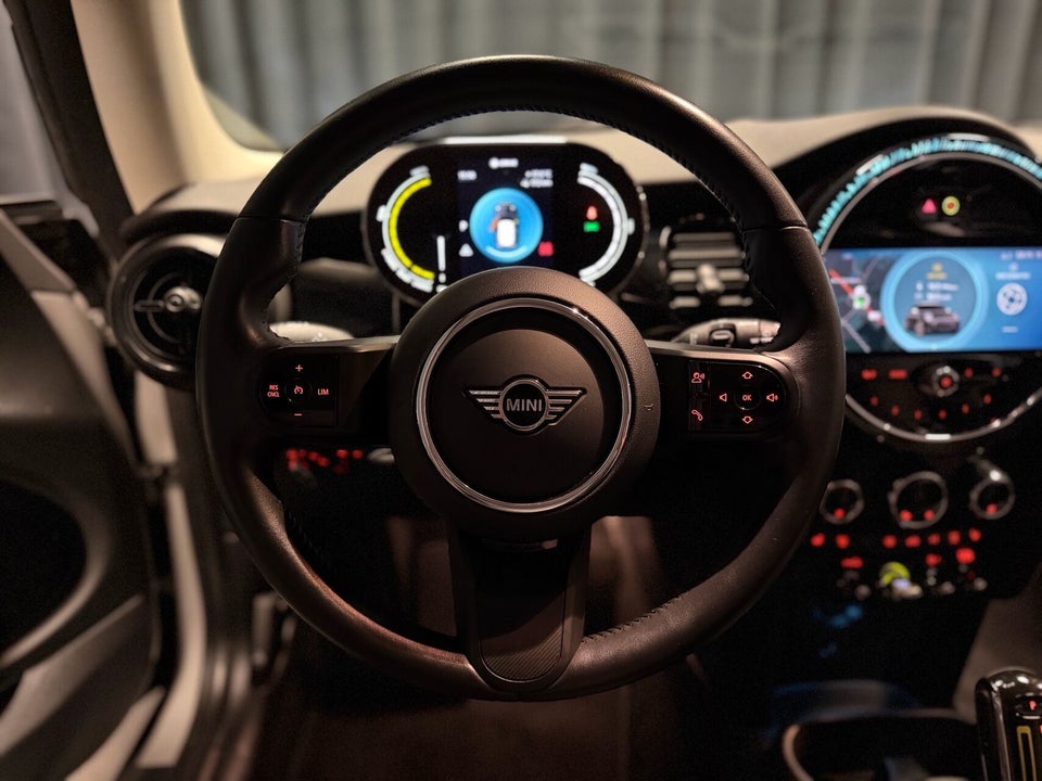MINI Cooper SE Edition Premium 3d