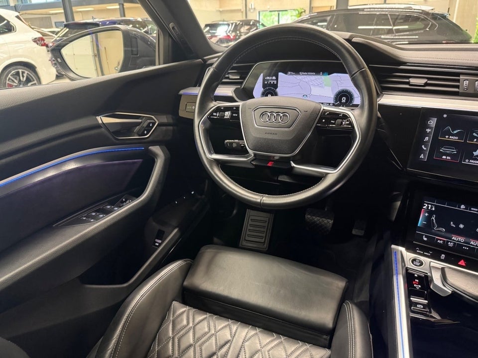 Audi e-tron 55 S-line Sportback quattro 5d