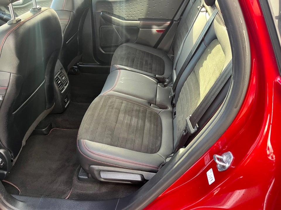 Ford Kuga 2,5 PHEV ST-Line X CVT 5d