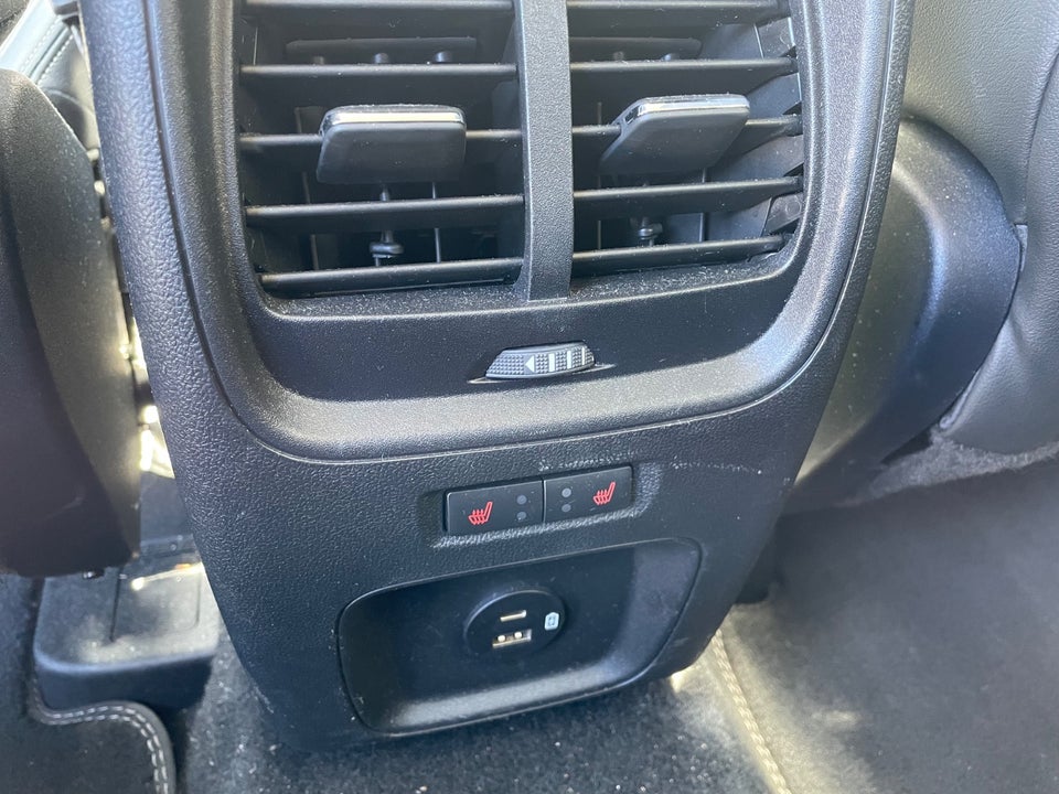 Ford Kuga 2,5 PHEV Vignale CVT 5d