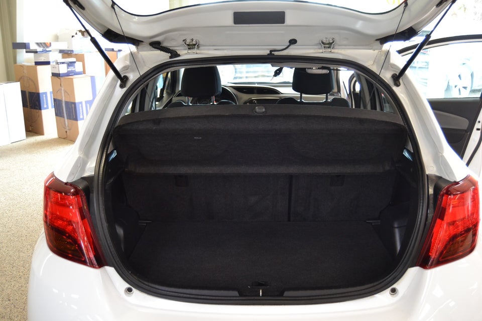Toyota Yaris 1,0 VVT-i T2 5d