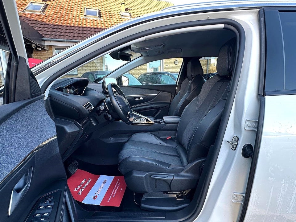 Peugeot 3008 1,6 Hybrid Allure Pack EAT8 5d