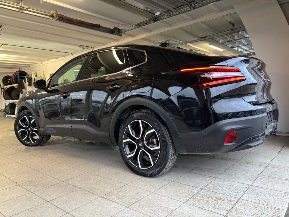 Citroën ë-C4 X 50 Shine 4d