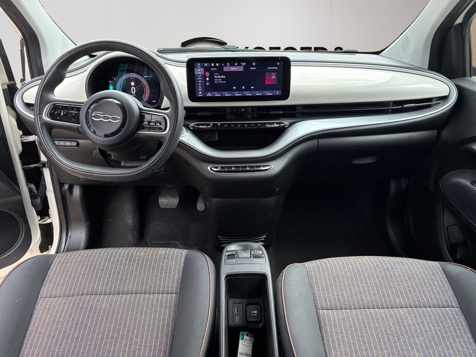 Fiat 500e 42 Icon 3d