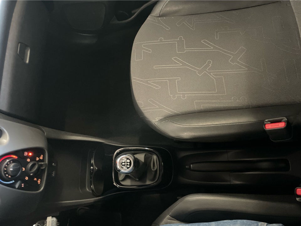 Toyota Aygo 1,0 VVT-i x-clusiv 5d