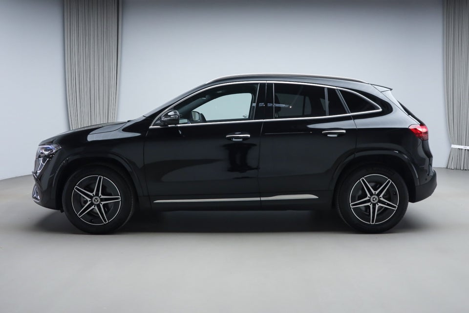 Mercedes EQA350 AMG Premium 4Matic 5d