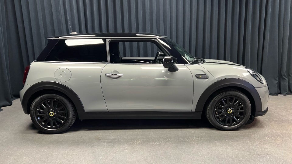 MINI Cooper SE Edition Premium Plus 3d