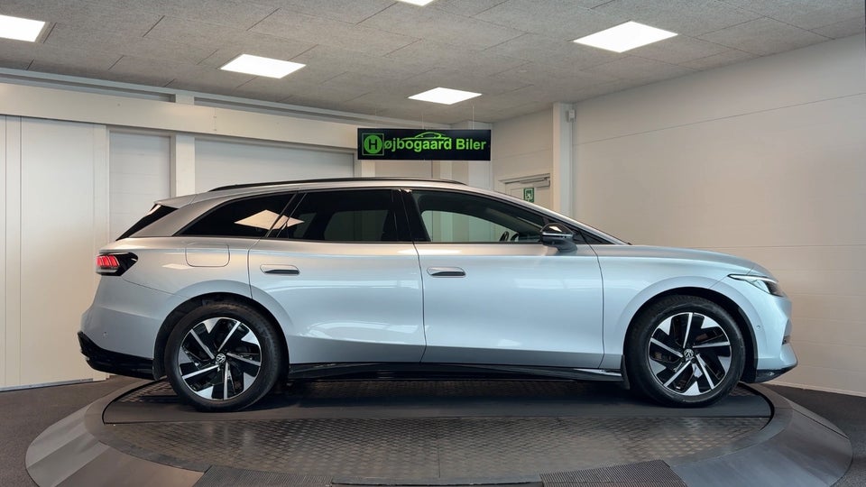 VW ID.7 77 Style Tourer 5d