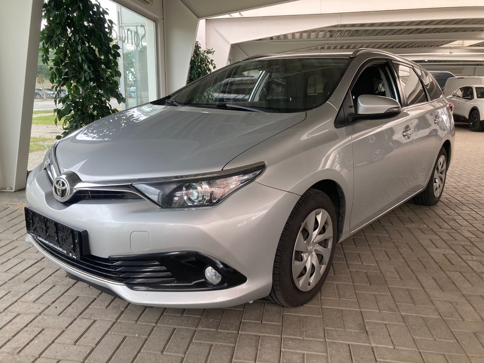 Toyota Auris 1,2 T T2 Comfort Touring Sports 5d
