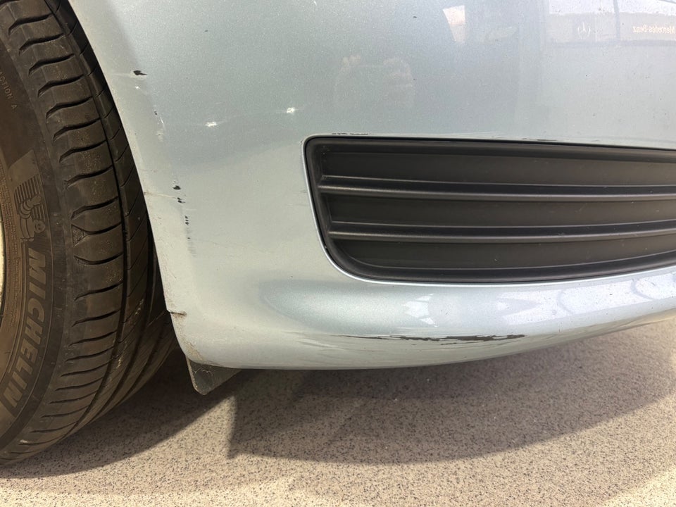 Audi A3 2,0 TDi 140 Ambiente Sportback 5d