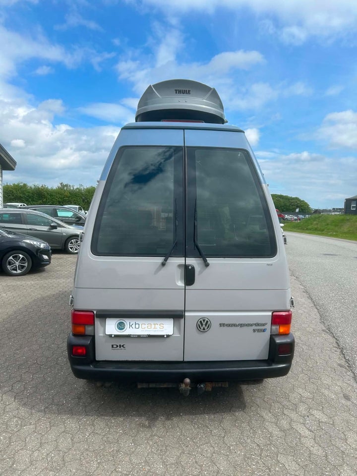VW Transporter 2,5 TDi 102 Kombi 4d