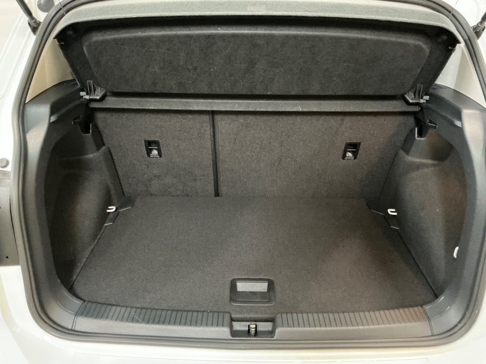 VW T-Cross 1,0 TSi 115 Life DSG 5d