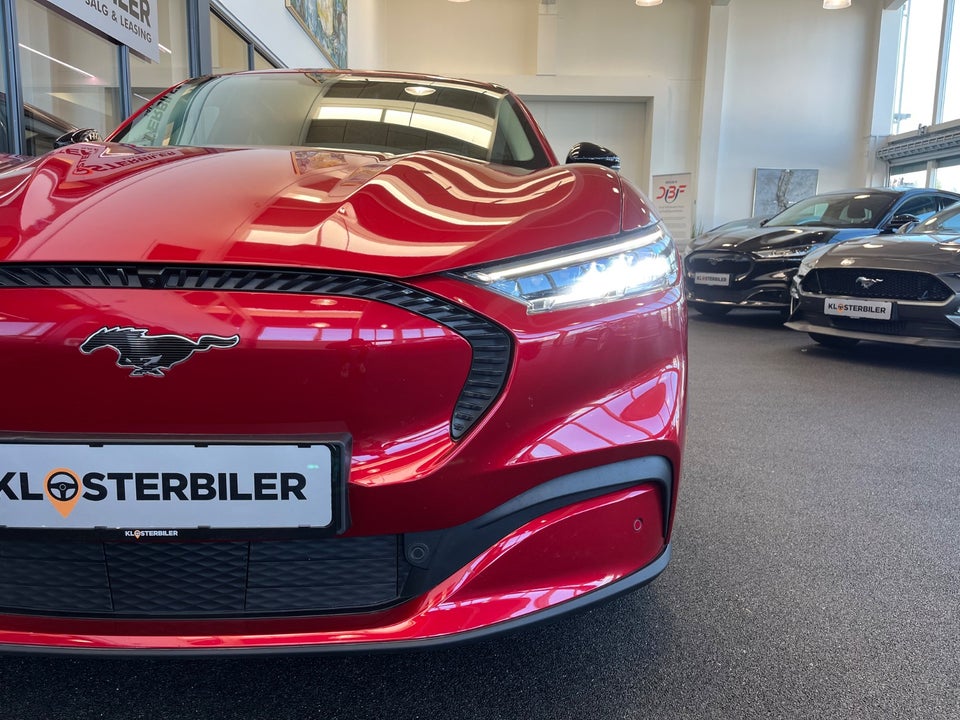 Ford Mustang Mach-E 75 Standard Range 5d