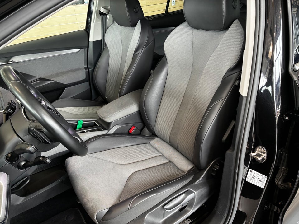 Skoda Enyaq 80 iV Clever 5d