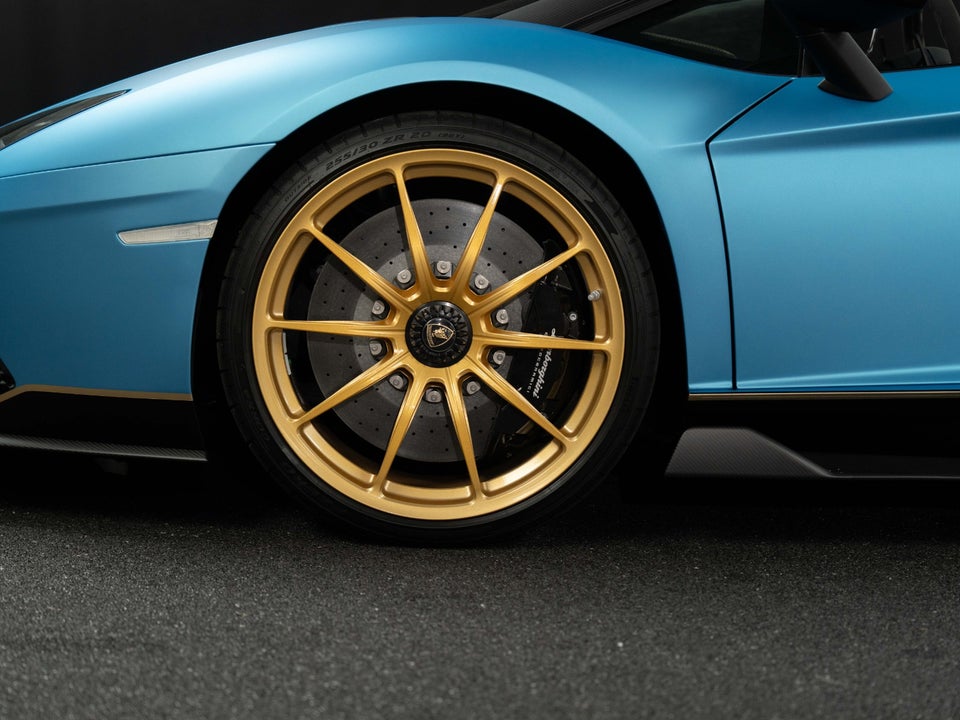 Lamborghini Aventador 6,5 LP780-4 Ultimae Roadster 2d