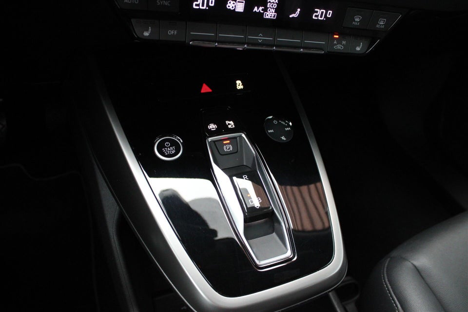 Audi Q4 e-tron 40  5d