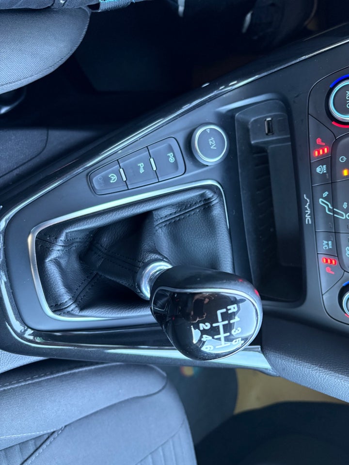 Ford Focus 1,0 SCTi 125 Titanium 5d