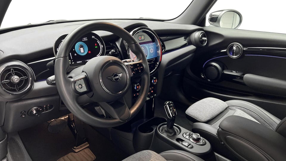 MINI Cooper SE Classic Trim 3d