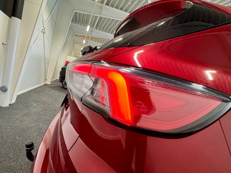 Ford Kuga 2,5 PHEV Vignale CVT 5d