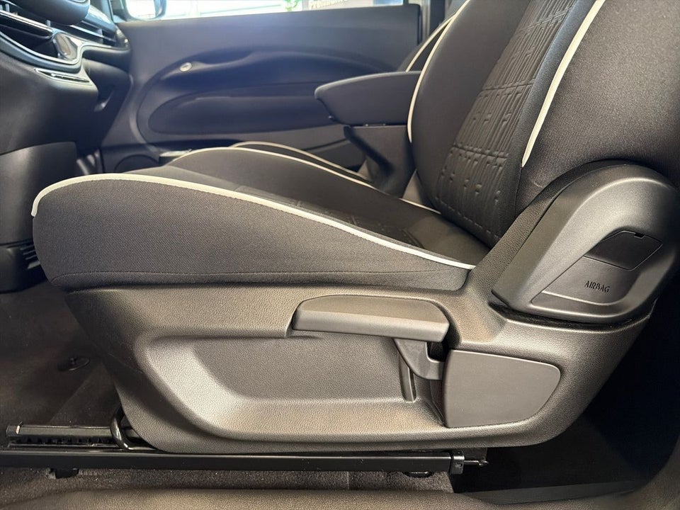 Fiat 500e 42 Icon 3d