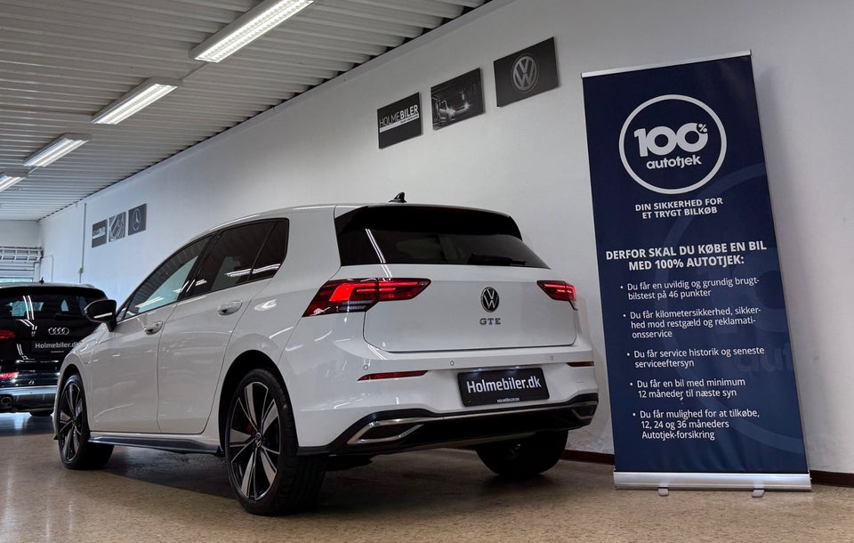 VW Golf VIII 1,4 GTE DSG 5d