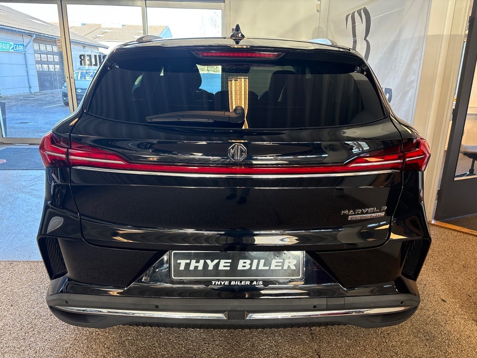 MG Marvel R Luxury 5d