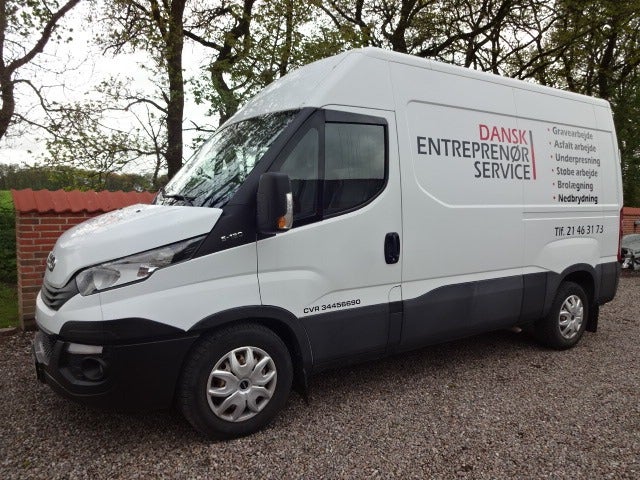 Iveco Daily 2,3 35S12 10,8m³ Van AG8