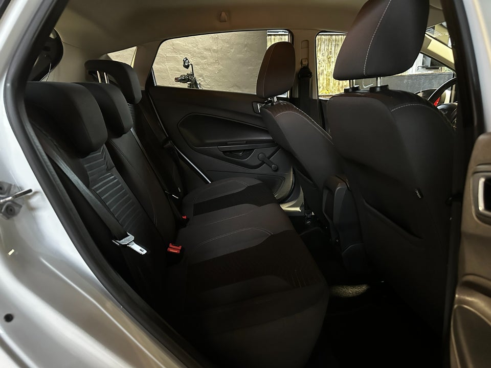 Ford Fiesta 1,0 65 Titanium 5d