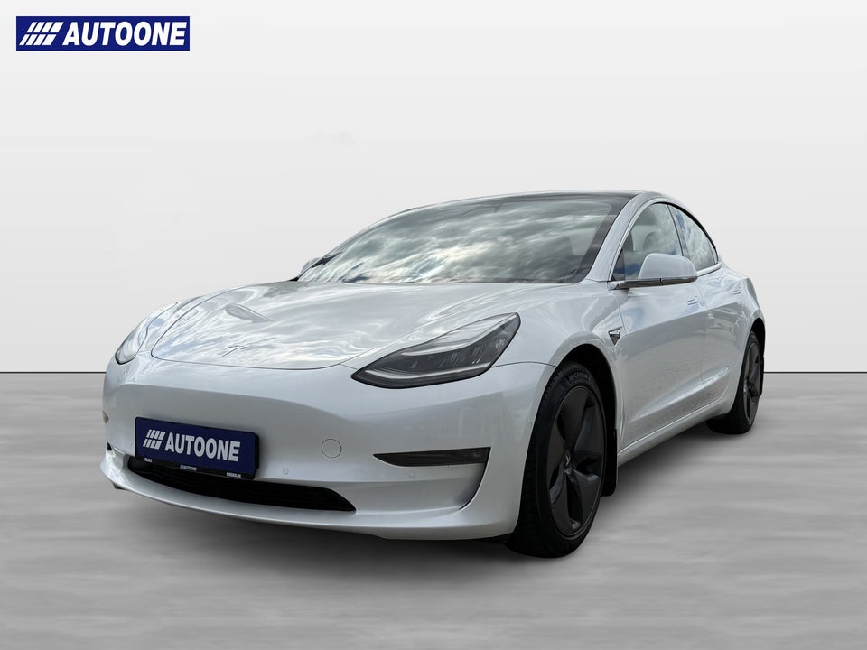 Tesla Model 3 Long Range AWD 4d