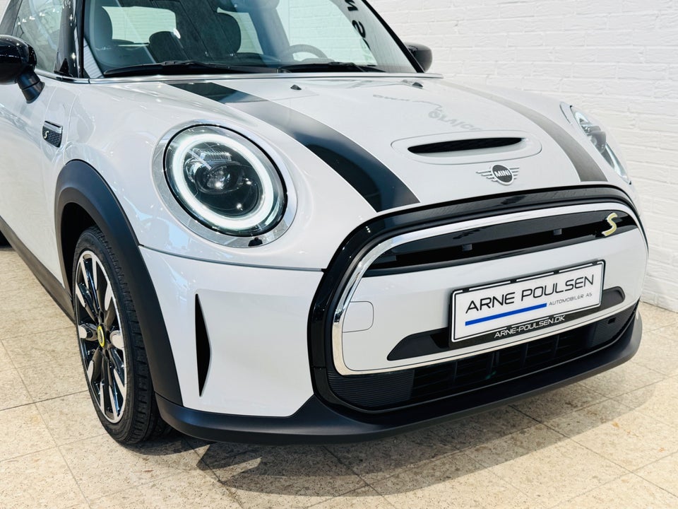 MINI Cooper SE Classic Trim 3d