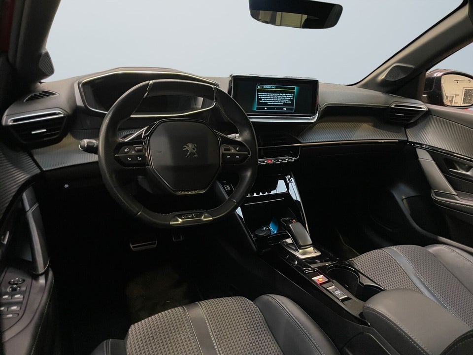 Peugeot e-208 50 GT 5d