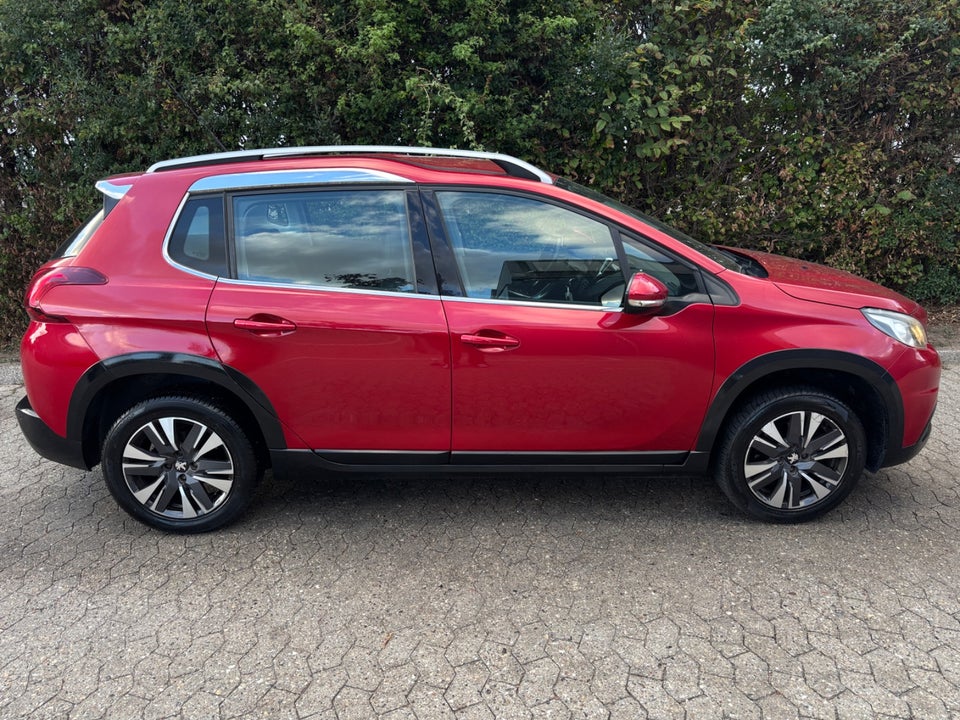 Peugeot 2008 1,2 e-THP 110 Allure 5d