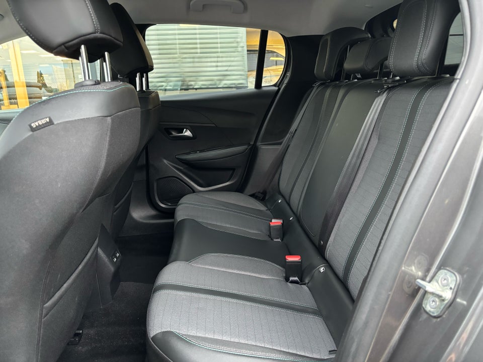 Peugeot 208 1,2 PureTech 100 Allure Pack EAT8 5d