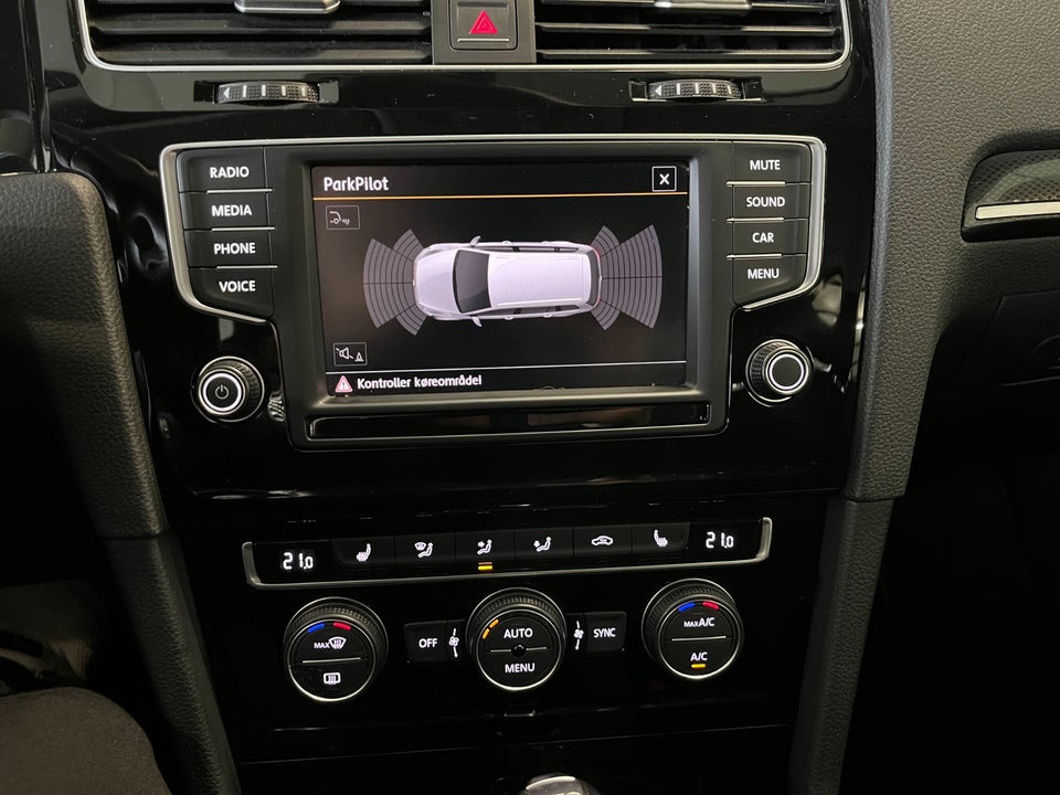 VW Golf VII 1,4 TSi 125 Highline Variant DSG BMT 5d