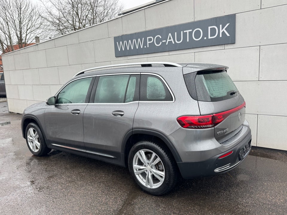 Mercedes EQB250 7prs 5d