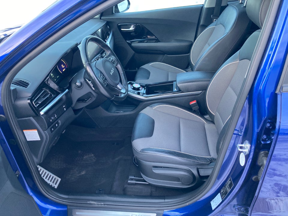 Kia e-Niro 64 Advance 5d