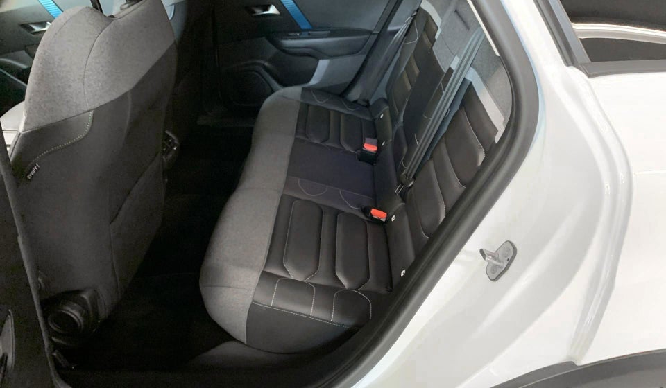 Citroën ë-C4 50 Shine 5d