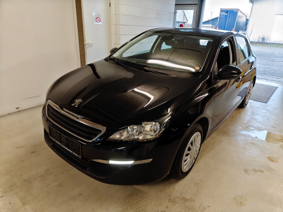 Peugeot 308 1,2 VTi 82 Active 5d