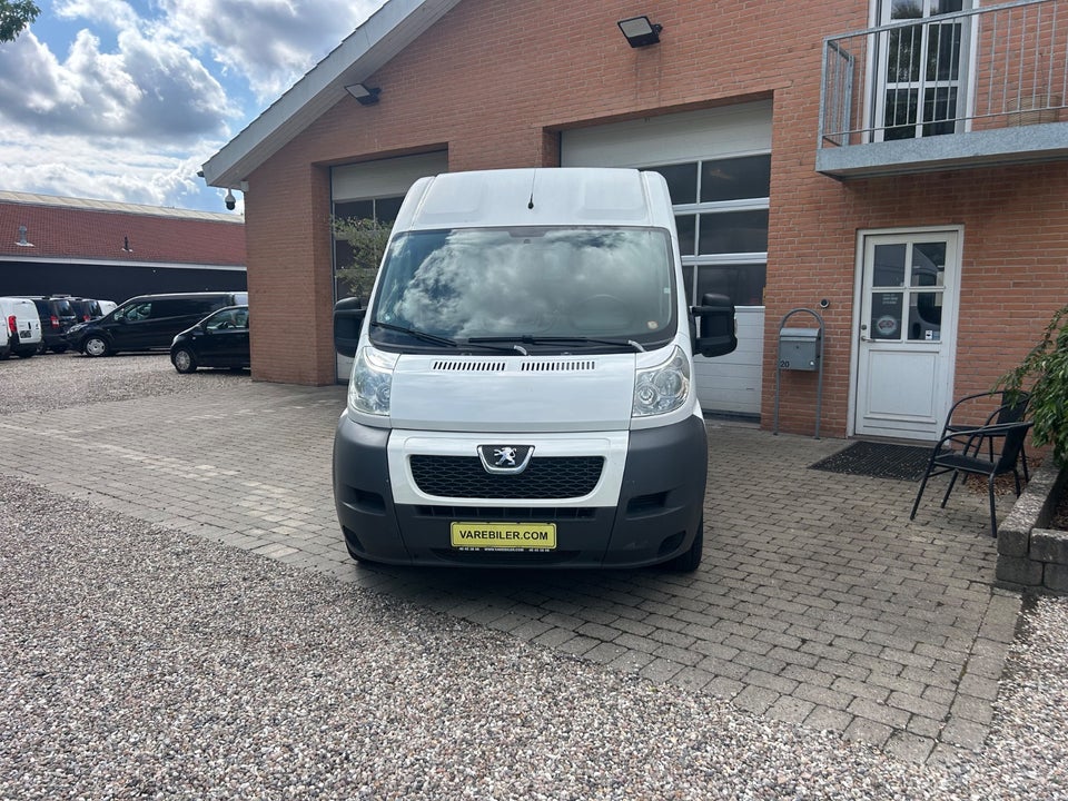 Peugeot Boxer 330 2,2 HDi 130 Kassevogn L2H2