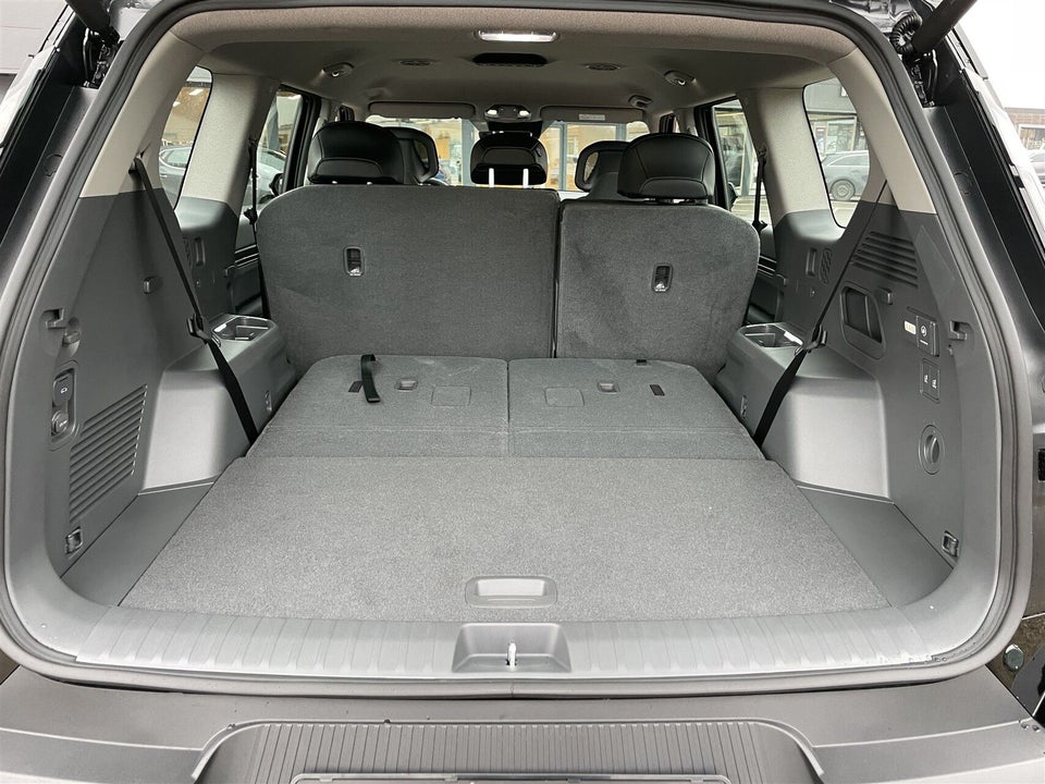 Kia EV9 76 Standard Range Upgrade RWD 7prs 5d