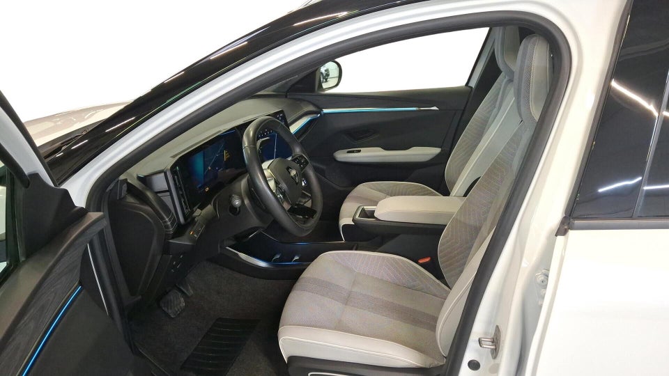 Renault Scenic E-Tech 87 Iconic 5d